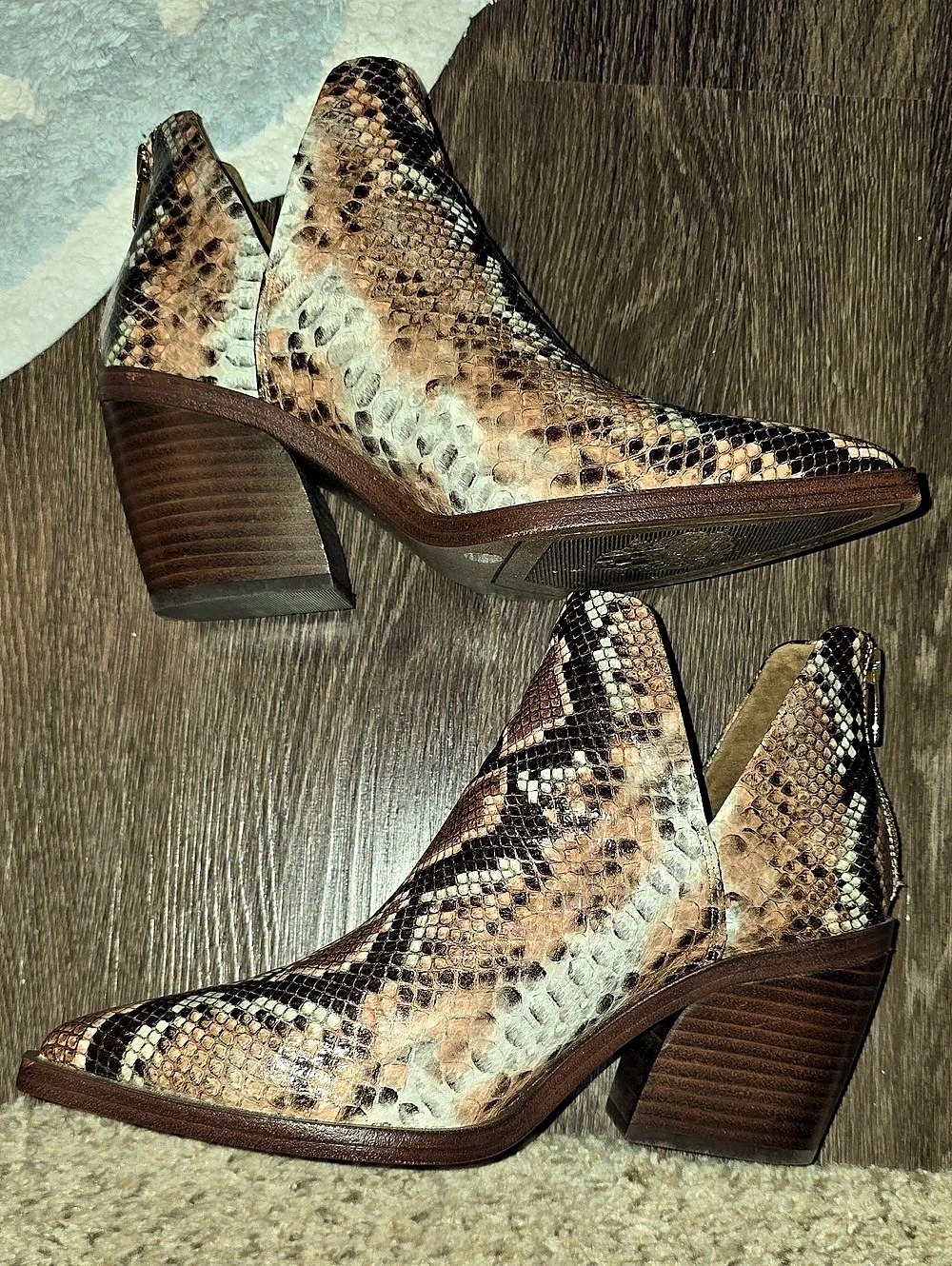 Vince Camuto Gigietta Bootie Brown & Black Animal Print